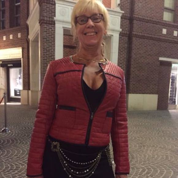 Poshmark profile picture for @belted